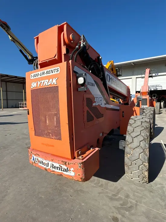 2014 SKYTRAK 8042 Forklift