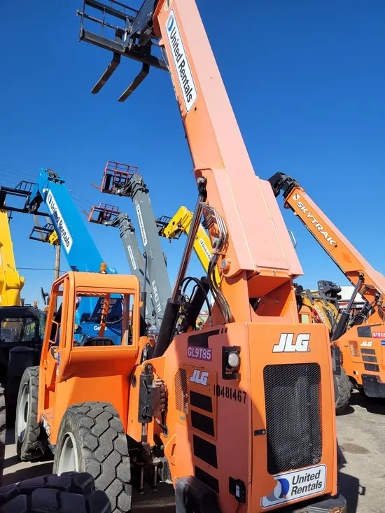 2016 SKYTRAK 6042 Forklift