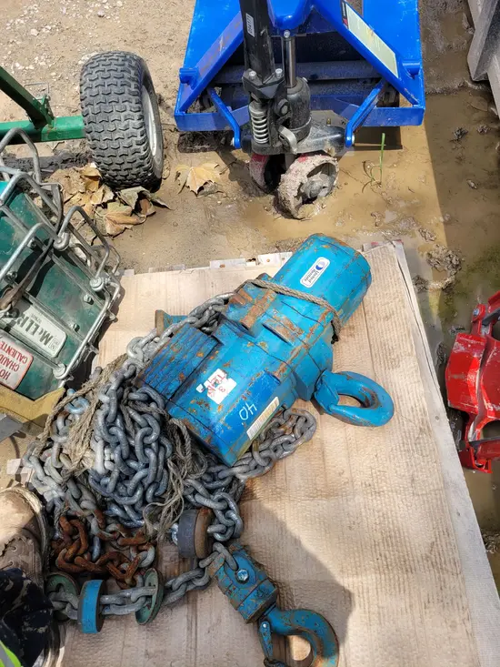 2012 JD NEUHAUS PROFI 3-6TI Hoist