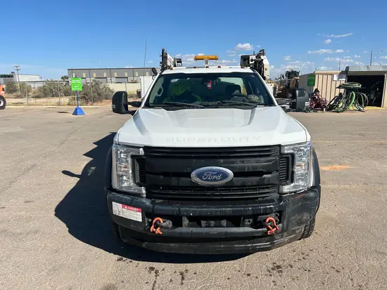 2017 Ford F550REGXLG4WD