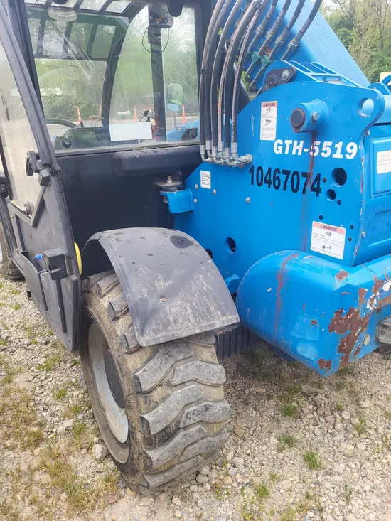 2016 Genie GTH-5519 Forklift