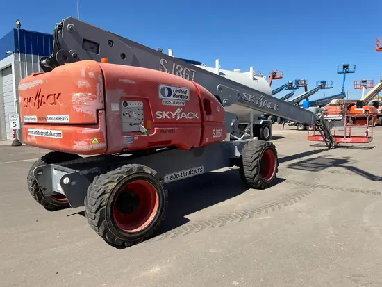 2015 Skyjack SJ86T Boom Lift