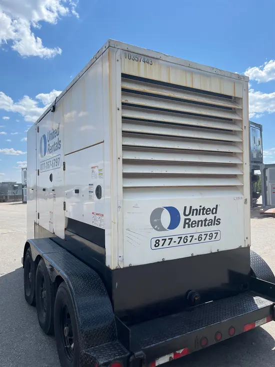 2015 Cummins C300D6R WOG Diesel Generator