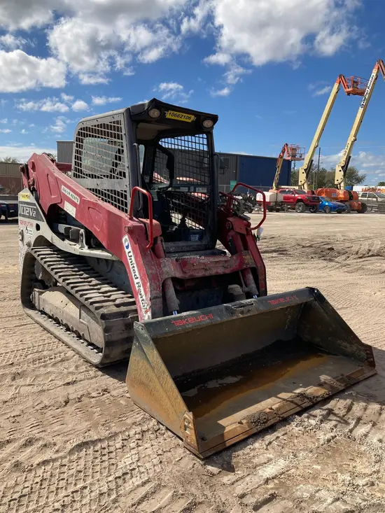 2017 Takeuchi TL12V2-R Track Loader