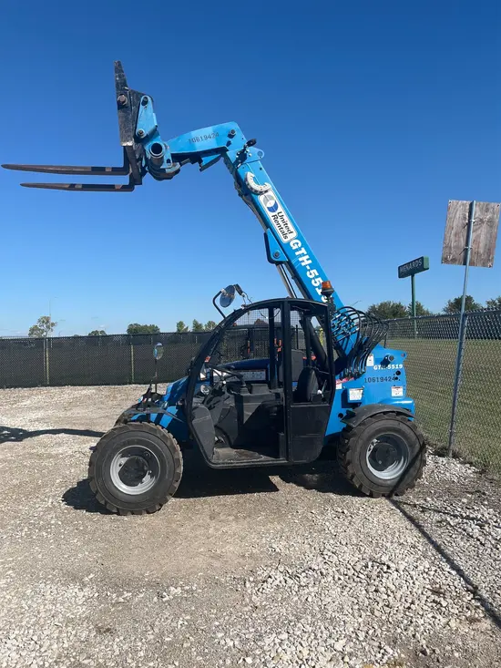 2017 Genie GTH-5519 Forklift