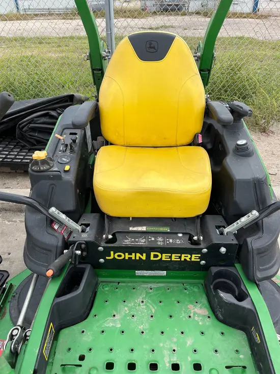 2021 John Deere Z915E