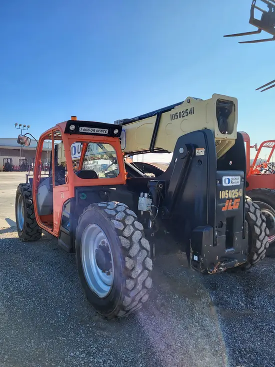 2016 JLG 642 Forklift