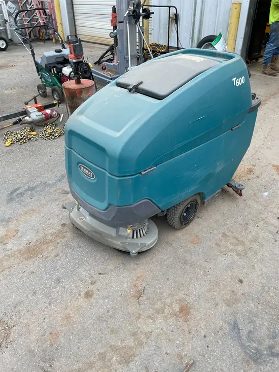 2020 Tennant T600-28 Scrubber