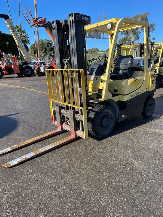 2018 HYSTER H50XT Warehouse Forklift