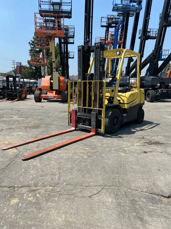 2017 HYSTER H50XT Warehouse Forklift
