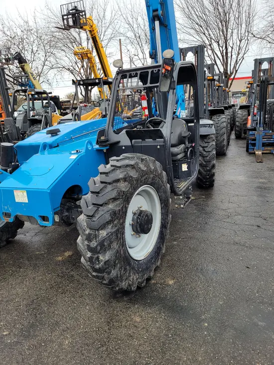 2014 Genie GTH-844 Forklift