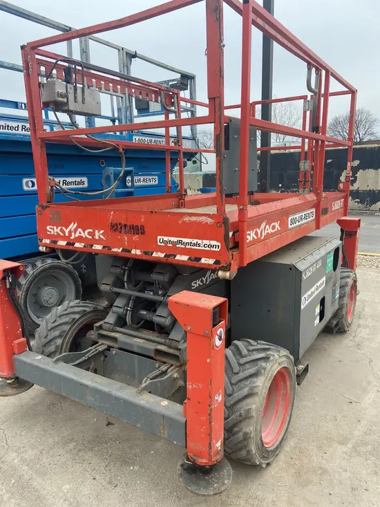 2018 Skyjack SJ6826RT Rough Terrain Scissor Lift