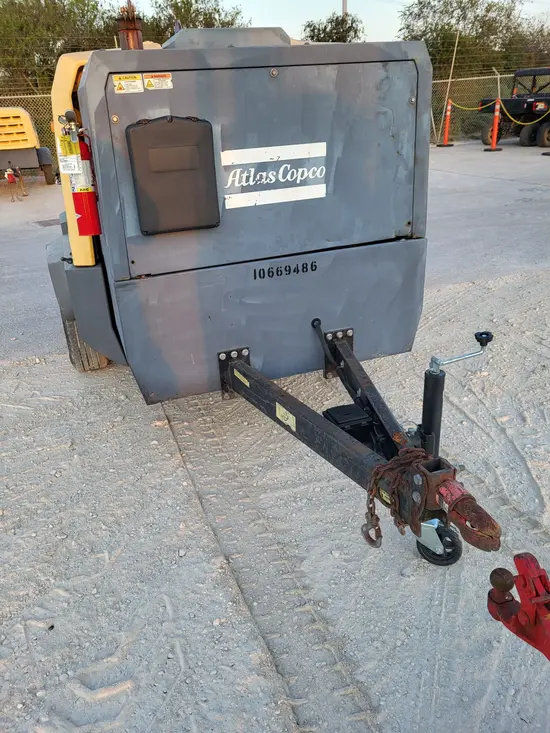 2017 Atlas Copco XAS440JD T4F Air Compressor