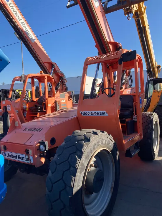 2016 SKYTRAK 6042 Forklift
