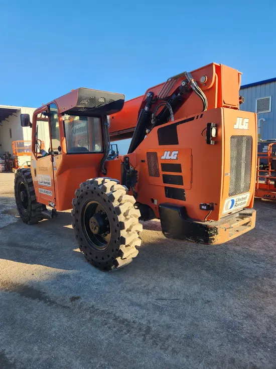 2016 SKYTRAK 8042 Forklift