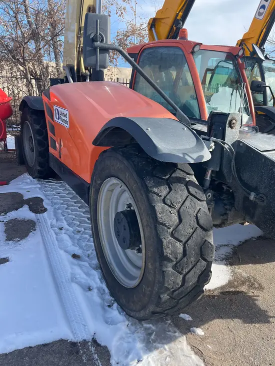 2017 JLG 1055 Forklift