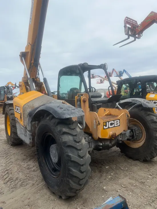 2015 JCB 507-42 Forklift