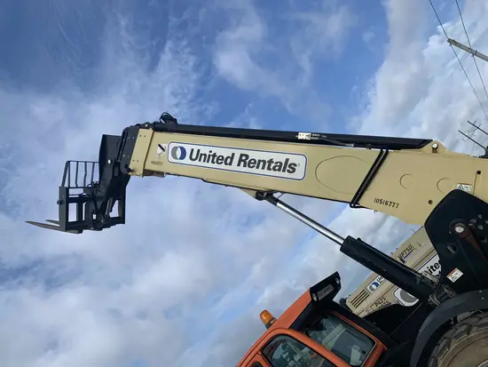 2016 JLG 1055 Forklift