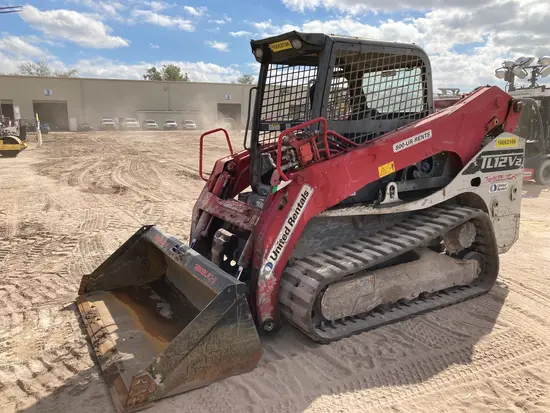 2017 Takeuchi TL12V2-R Track Loader