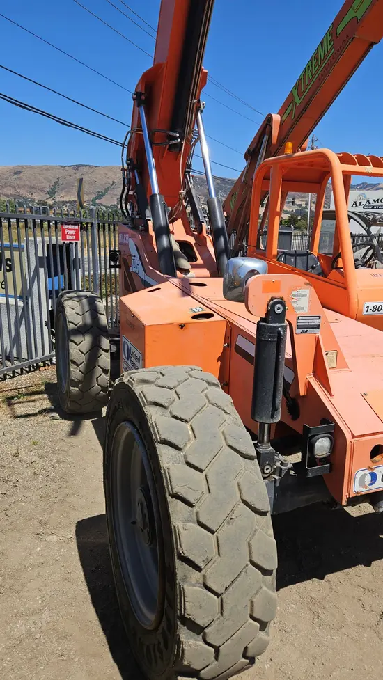 2015 SKYTRAK 6042 Forklift