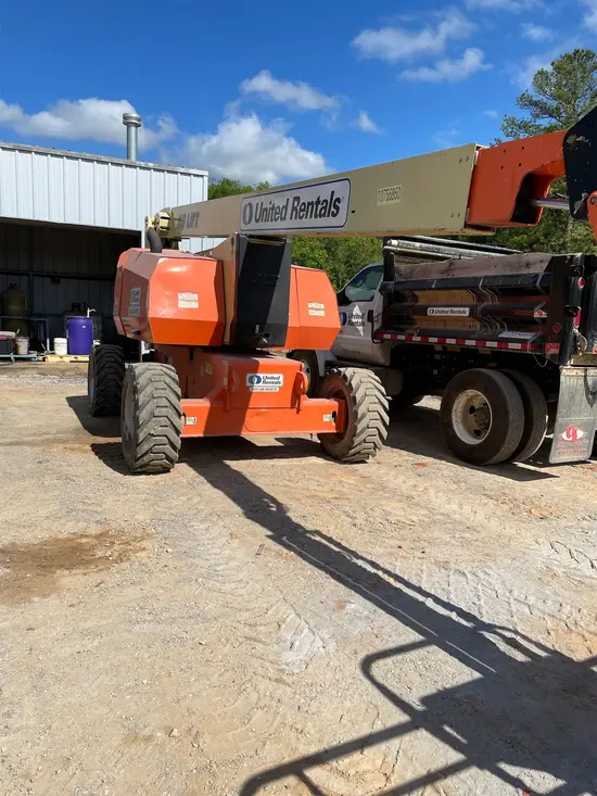 2018 JLG 800AJ Articulating Boom Lift
