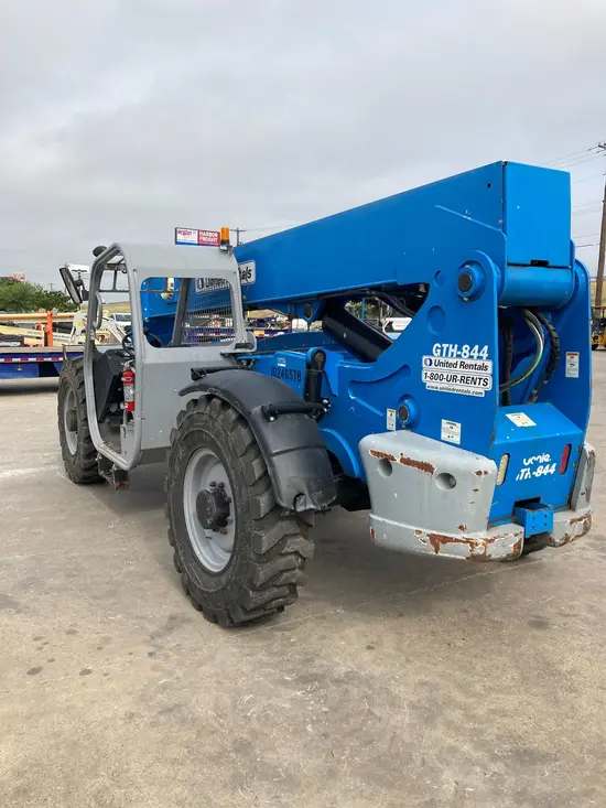 2014 Genie GTH-844 Forklift
