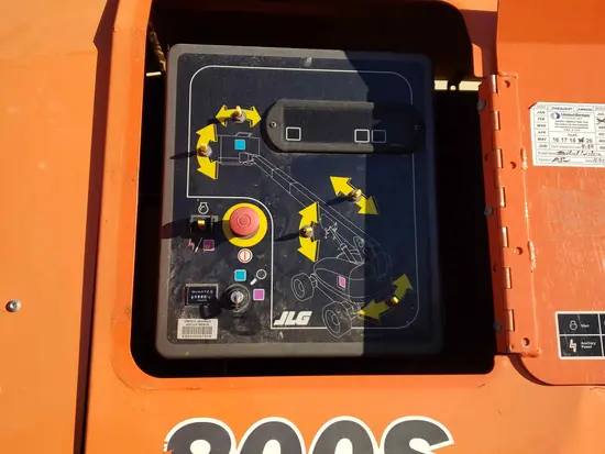 2013 JLG 800S Boom Lift