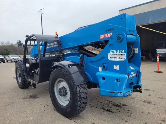 2015 Genie GTH-844 Forklift