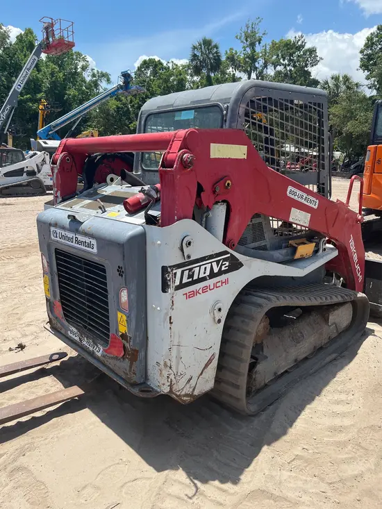 2018 Takeuchi TL10V2-R Track Loader