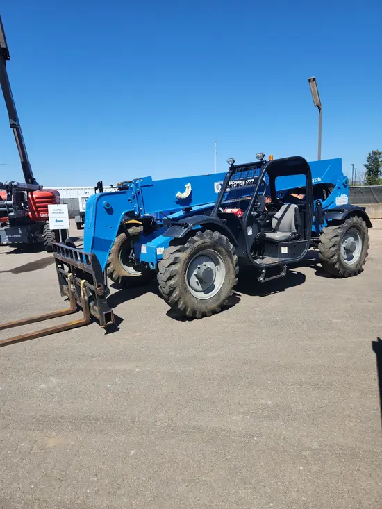 2015 Genie GTH-844 Forklift