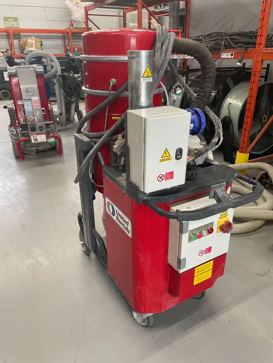 2022 Husqvarna BDC-33-230V Vacuum