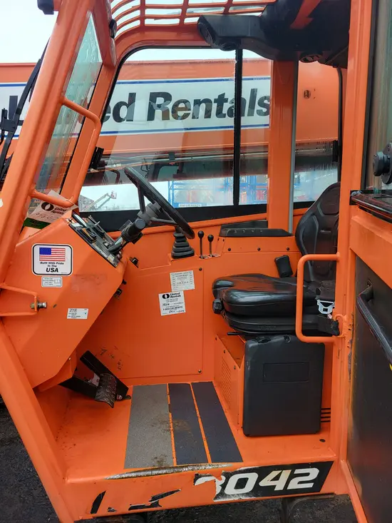 2016 SKYTRAK 8042 Forklift