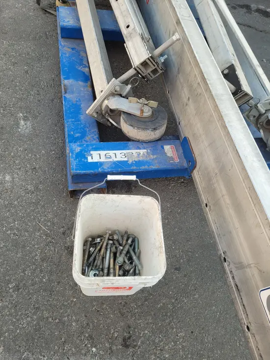 2018 EME 11000R-15 Crane