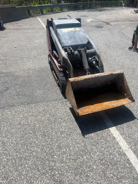 2019 Toro TX525 Track Loader