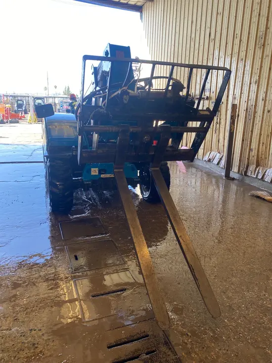 2017 Genie GTH-5519 Forklift