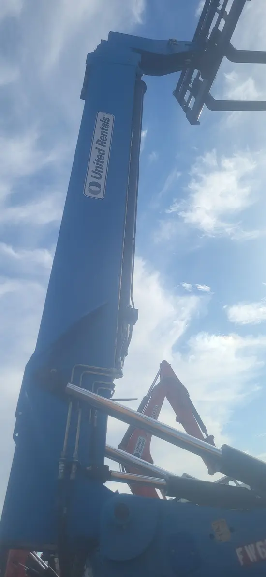 2016 Genie GTH-1056 Forklift