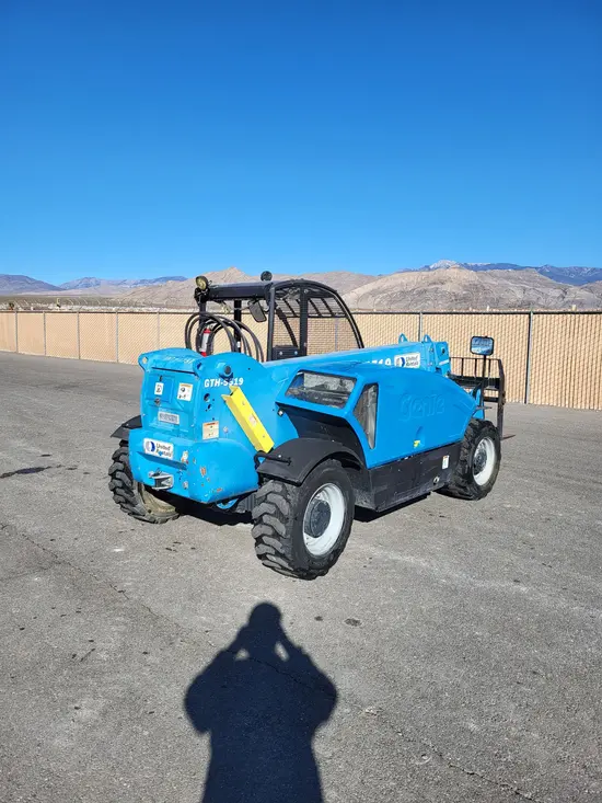 2018 Genie GTH-5519 Forklift