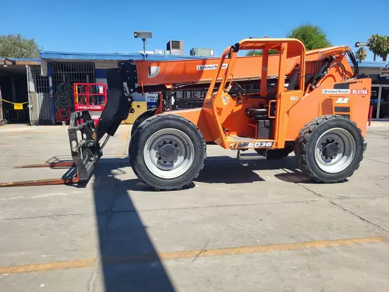 2018 SKYTRAK 6036 Forklift
