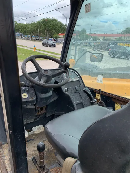2014 JCB 507-42 Forklift