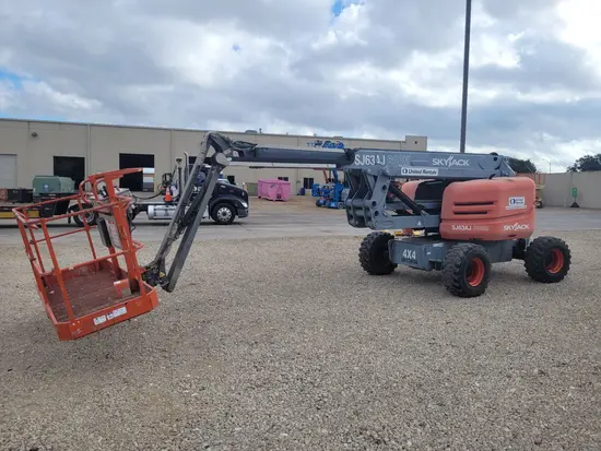 2013 Skyjack SJ63AJ Articulating Boom Lift