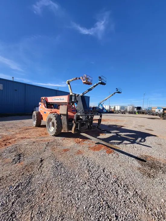 2016 SKYTRAK 10054 Forklift