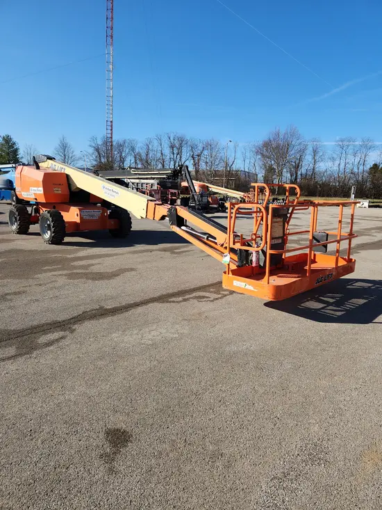 2017 JLG 660SJ Boom Lift