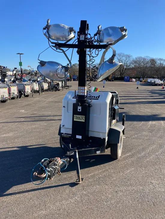 2017 Allmand NIGHT-LITE PRO Towable Light Tower
