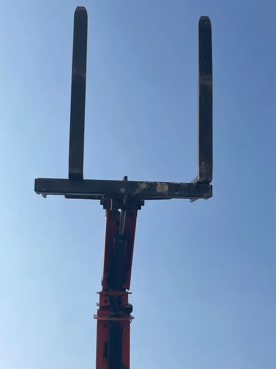 2014 SKYTRAK 6042 Forklift