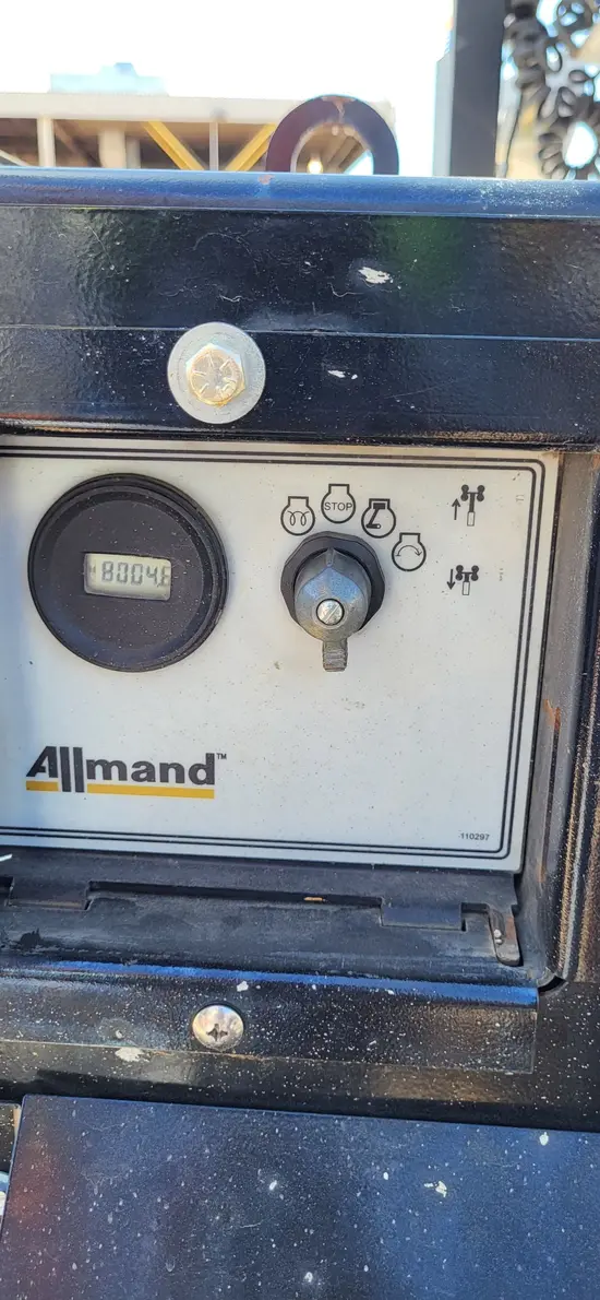 2018 Allmand NL-V Portable Work Light