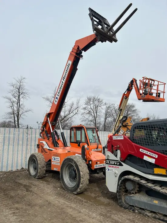 2015 SKYTRAK 6042 Forklift