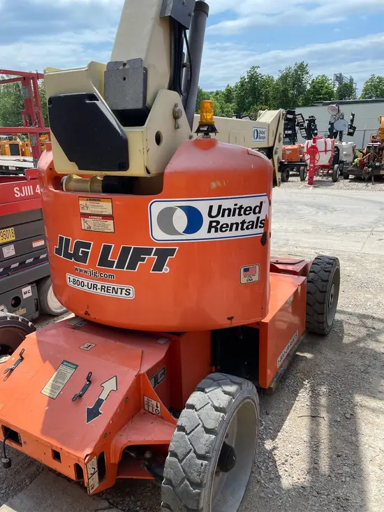 2015 JLG E450AJ Articulating Boom Lift