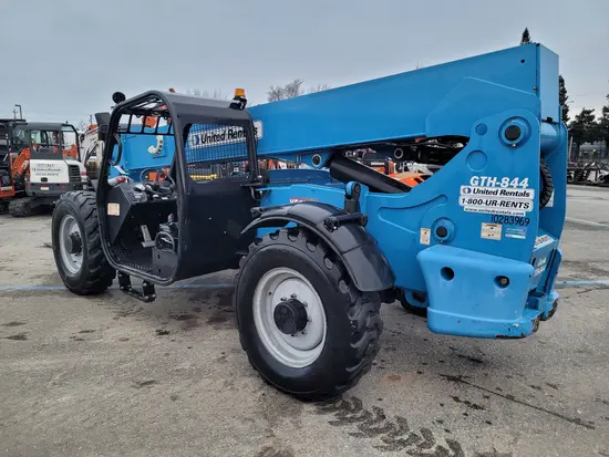 2014 Genie GTH-844 Forklift
