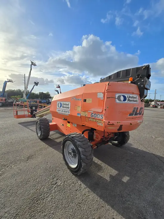 2017 JLG 600S Boom Lift