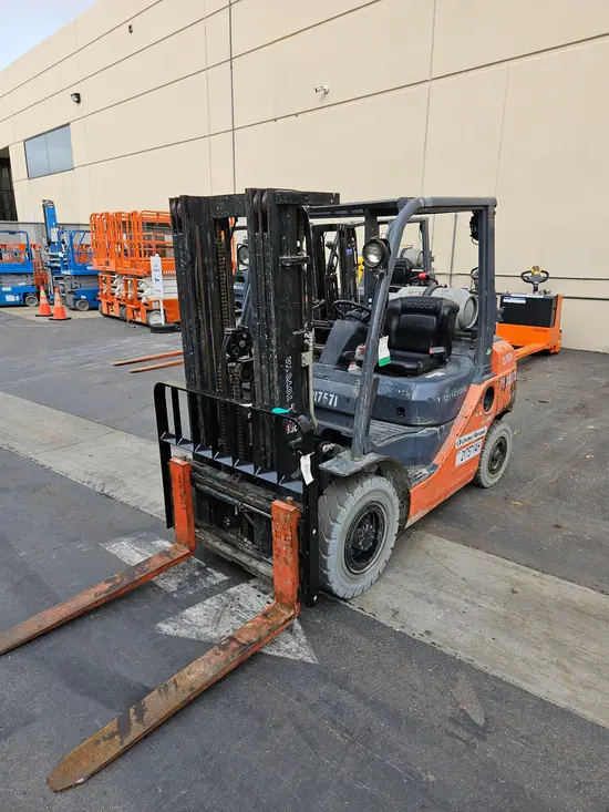2018 Toyota 8FGU25 Warehouse Forklift